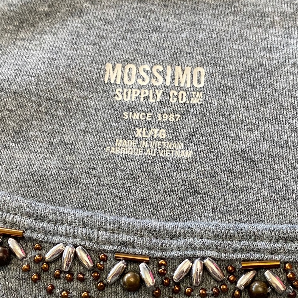 Mossimo Tops - Picture 4 of 4